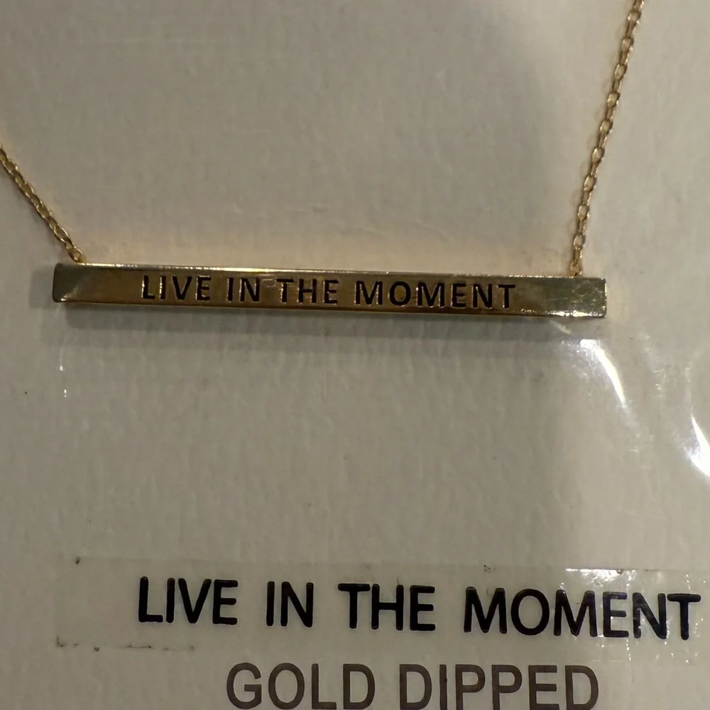 8 Piece Costume Jewelry Bundle NEW - Picture 3 of 10